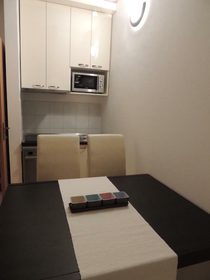 Apartments Villa Aurora Ražanac Extérieur photo